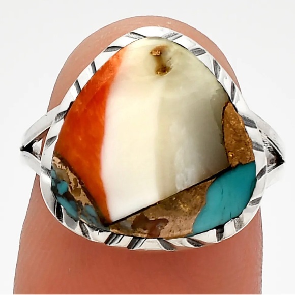 Spiny Oyster Turquoise Ring - Picture 11 of 16